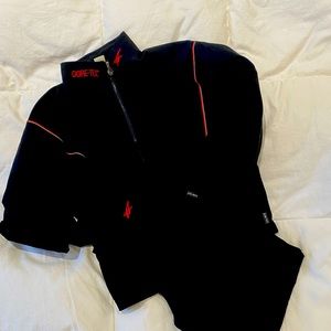 ASICS Gore-Tex Men’s Track Suit. Black. Size Medium